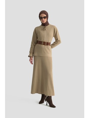 Armine Trend Kolu Büzgülü Bağcık Detaylı Etekli Triko İkili Takım Koyu Taş 25KTD6108