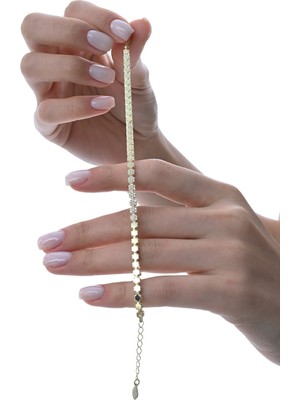 Söğütlü Silver Gümüş Altın Yaldızlı Zirkon Taşlı Modern Görünümlü Çiçek Zinciri Bileklik SGTL12850GOLD