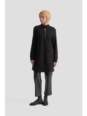 Armine Trend Yarım Fermuarlı Cebi Halka Detaylı Tunik Siyah 25KT463