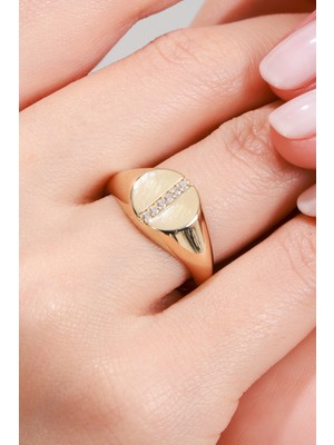 Oroline Kuyumculuk 8 Ayar Oval Desenli Taşlı Kadın Altın Yüzük