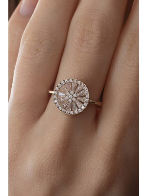 Oroline Kuyumculuk 8 Ayar Trapez Taşlı Kadın Altın Yüzük