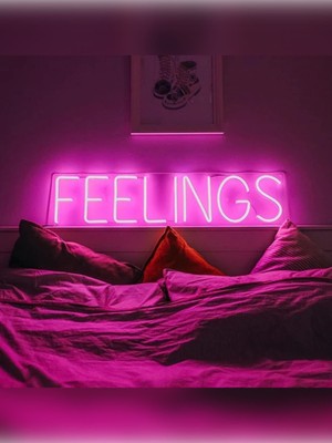 Feelıngs Yatak Odası Duvar Neon LED Neon Aydınlatma 90 x 30