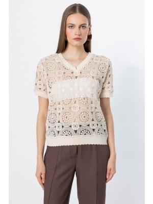 On V Yaka Örme Bluz