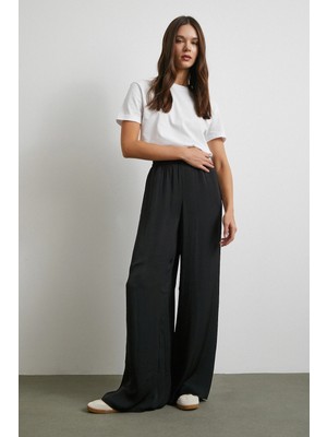 Never More Beli Lastikli Dökümlü Geniş Paça Pantolon Siyah