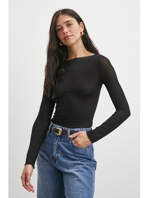 Never More Açık Yaka Bluz Siyah