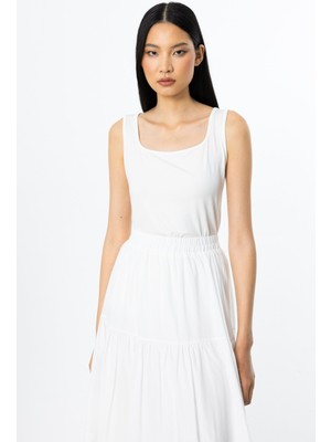 On Minimalist Kolsuz Kadın Bluz - Crop Kesim - Günlük