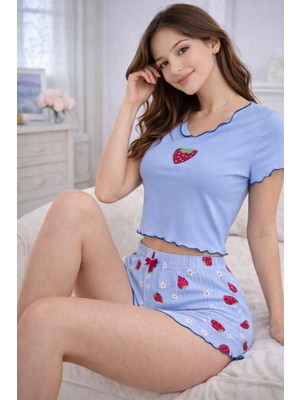 Burcumay Kadın Mavi Çilek Desenli Yazlık Şortlu Pijama Takımı Kısa Kollu Rahat Ev Giyim