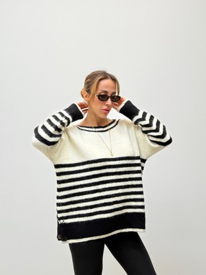 Maldia Shop Kadın Albert Çizgili Yırtmaçlı Krem Triko Kazak