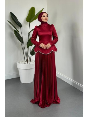Merven Akyüz Sahar Belden Oturmalı Alt Kısmı Pliseli Abiye Bordo