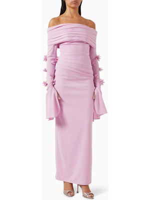 AC BY AANCHAL CHANDA 3D Çiçek Aplikeli Mor Elbise, Omuz Açık ve Kristal Detaylı