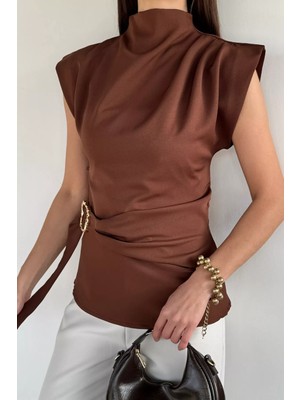 Gülseli Kadın Dik Yaka Bel ve Omuz Drapeli Kemer Detaylı Bluz P-00019473