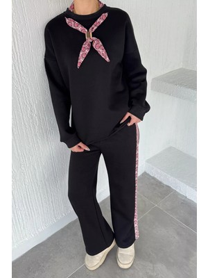 Gülseli Kadın Fular Aksesuarlı Bisiklet Yaka Şardonlu Sweat Bel Lastikli Pantolon Ikili Takım P-00019143
