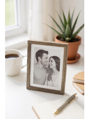 Ahşap Resim Çerçevesi 4'lü Set Halinde 15 x 20 cm Boyutunda