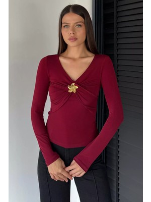 Gülseli Kadın V Yaka Gold Toka Detaylı Likralı Bluz P-00018734