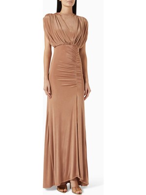 AC BY AANCHAL CHANDA Bej Yüksek Yakalı Drapeli Elbise, Zarif ve Zamansız Ihtişam