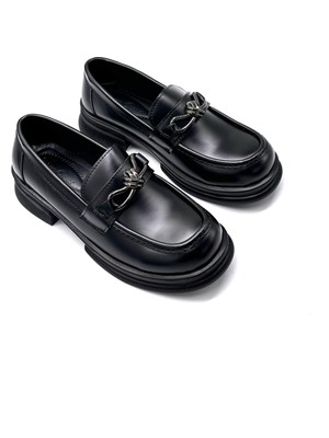 Kindep Toka Detaylı Poli Hafif Taban Günküh Kadın Ayakkabı Siyah