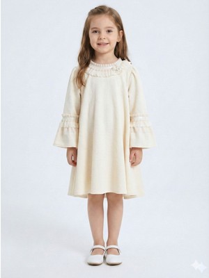 Ispanyol Kollu Fırfırlı Yakalı Kız Çocuk Krem Elbise 4-10 Yaş 4405