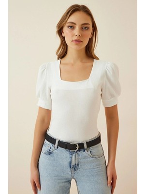 Comstar Kadın Örme Kısa Kolu Kare Yaka Basic Beyaz Bluz