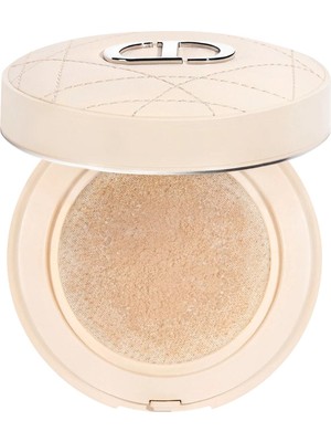 Dior Olağanüstü Formülü Ile Makyajı Sabitleyen Tazeleyici PUDRA-020 Light