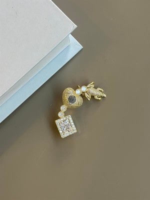 ModaSize Taşlı Kıkırdak Küpe - Altın