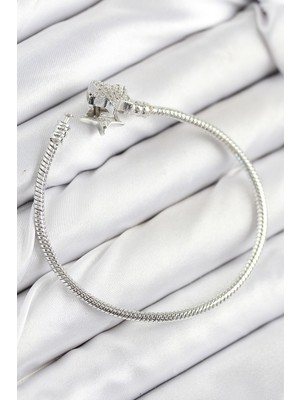 Pirinç Charm Zirkon Taşlı Yıldız Model Gümüş Renk Kadın Bileklik