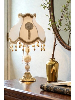 dekovien Vintage Ekru Kadife Kumaş Gold Ayak Swarovski Süsleme Broş Abajur AB0001 50X30CM