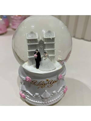 Işıklı Müzikli Orta Boy Kar Küresi, Sevgili Çift Teması, Dekoratif ve Şık