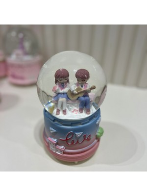 Işıklı ve Müzikli Büyük Boy Kar Küresi, Sevgili Çift Temasıyla Özel Anlar