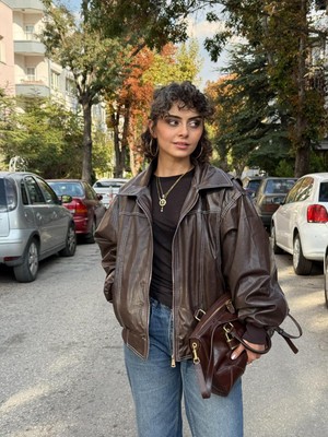 Betül Nayır Dikiş Detaylı Oversize Deri Ceket -Kahverengi