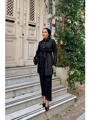 Comstar Belden Bağlamalı Kendinden Desenli Takım