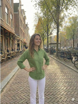 3039 Kalp Desenli Etek Ucu Yırtmaçlı Dar Kesim Pamuk Kadın Gömlek