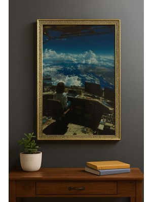 Bulutların Üzerinde Kontrol Odası Konsept Sanat Tablosu (Çerçeveli)