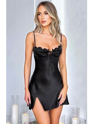 MOTTO10 Butik Özel Tasarım Yırtmaçlı Ince Askılı Dantel Işlemeli Siyah Mini Saten Gecelik