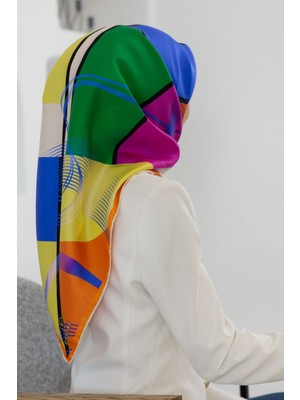 Vissona %100 Twill Ipek Geometrik Desenli Turuncu - Saks Renkli 90X90 Eşarp Dikim Şekli : El Dikişi