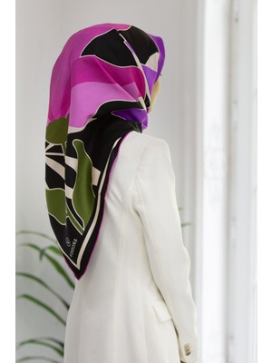 Vissona %100 Twill Ipek Yaprak Desenli Lila - Pembe Renkli 90X90 Eşarp Dikim Şekli : El Dikişi