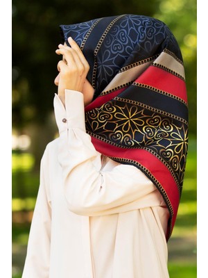 Vissona %100 Twill Ipek Zincir Desenli Pudra - Krem Renkli 90X90 Eşarp Dikim Şekli : El Dikişi