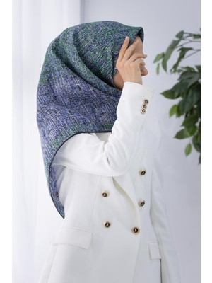 Vissona %100 Twill Ipek Dokulu Desen Saks - Zümrüt Yeşili Renkli 90X90 Eşarp Kenar Dikiş Şekli El Dikişli