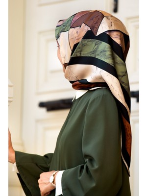 Vissona %100 Twill Ipek Geometrik Mermer Desenli Haki - Bakır Renkli 90X90 Eşarp Dikim Şekli : El Dikişi