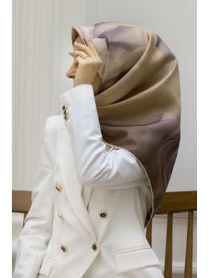 Vissona %100 Twill Ipek Gül Desenli Bej - Vizon Renkli 90X90 Eşarp Dikim Şekli : El Dikişi