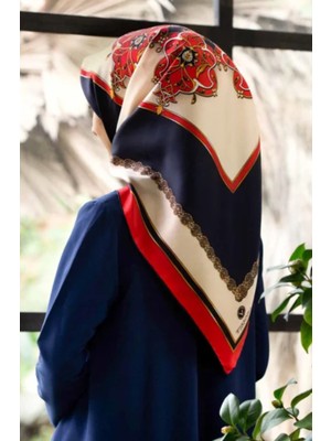 Vissona Tivil Ipek Eşarp 17538 - 4 - 0017 - 0033 Lacivert Karışık Desen