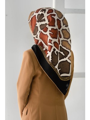 Vissona %100 Twill Ipek Zürafa Desenli Taba - Vizon Renkli 90X90 Eşarp Dikim Şekli : El Dikişi