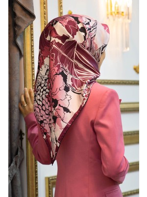 Vissona %100 Twill Ipek Yaprak Desenli Bordo - Siyah Renkli 90X90 Eşarp Dikim Şekli : El Dikişi