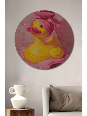 Teona Ahşap Pembe Havluyla Banyo Keyfi Yağlı Boya Görünümlü Dekoratif Ahşap Tablo Yuvarlak Duvar Tablosu