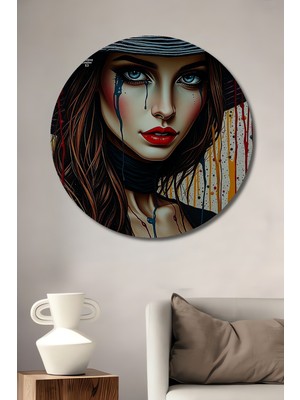 Teona Ahşap Göz Alıcı Kadın Portresi Yağlı Boya Görünümlü Modern Sanat Ahşap Dekoratif Tablo Yuvarlak Duvar Tablosu