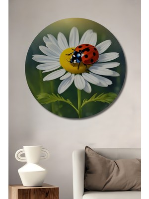 Teona Ahşap Umut Dolu Kırmızı Uğur Böceği Yağlı Boya Görünümlü Ahşap Dekoratif Tablo Yuvarlak Duvar Tablosu