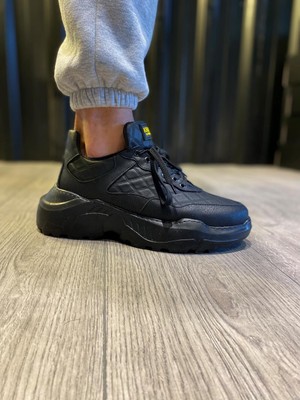 Kapsulavm Yüksek Taban Günlük Ayakkabı N Kapitone Siyah (Siyah Taban)