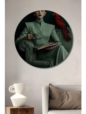 Teona Ahşap Yeşil Kadife Koltukta Kırmızı Kuşlu Kadın Yağlıboya Görünümlü Ahşap Tablo Yuvarlak Duvar Tablosu