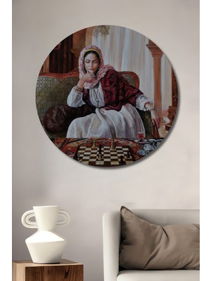 Teona Ahşap Asil Bir Kadının Satranç Keyfi Yağlı Boya Görünümlü Ahşap Dekoratif Tablo Yuvarlak Duvar Tablosu