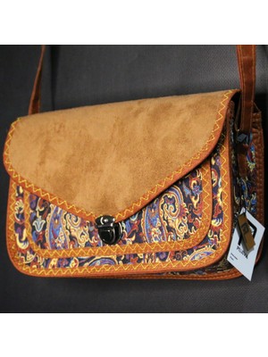 Pujiva -Büyük Boy-Etnik Desenli, Fermuarlı, Kilitli, Desenli, Suet Kapaklı El ve Omuz Askılı Çanta