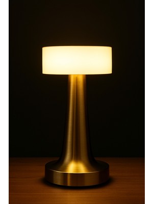 PremiumPort Şık Gold Gece Lambası, Zarif ve Sıcak Atmosfer Yaratır